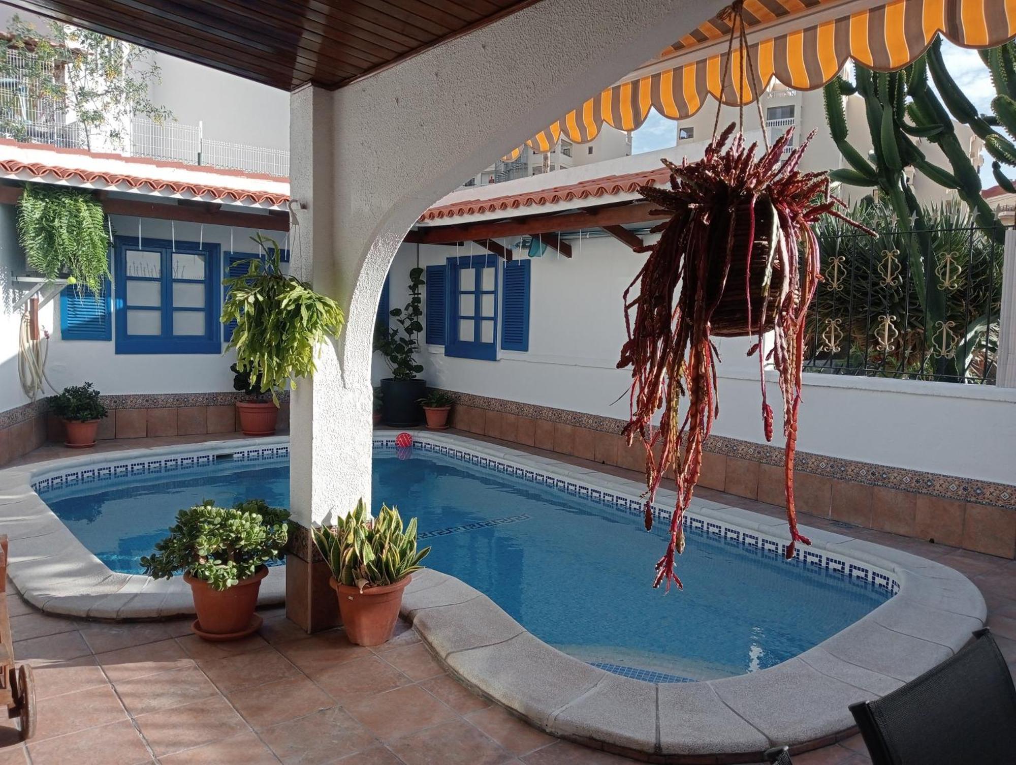 Beautiful Holiday Villa With Heated Private Pool, Los Cristianos ロスクリスティアーノス エクステリア 写真